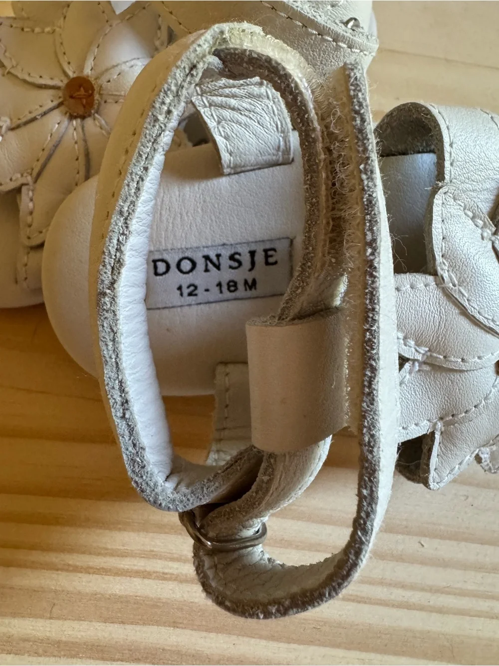 Donsje baby White Flower Strap Sandals leather 12-18M